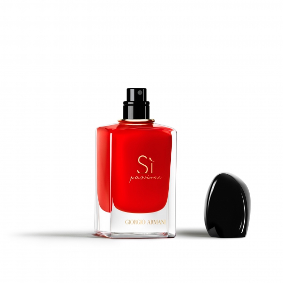 Armani perfume red bottle best sale